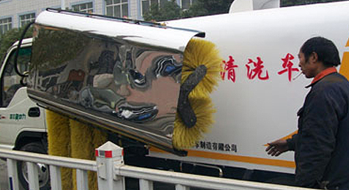 東風(fēng)145護(hù)欄清洗車(chē)