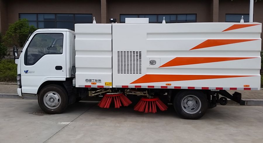 楚勝牌慶鈴五十鈴600P掃路車(chē)