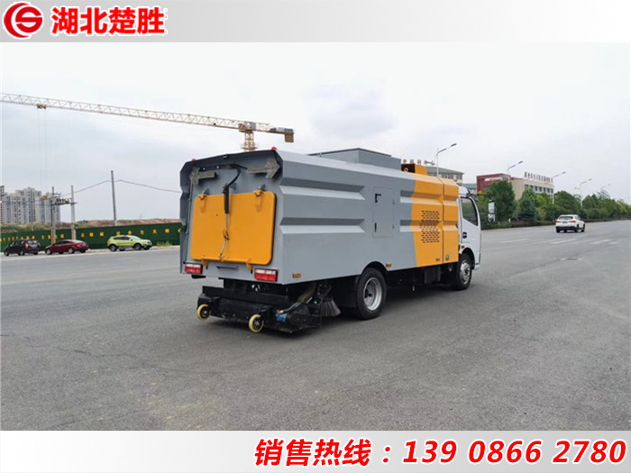 國(guó)六東風(fēng)3800軸距工程碎石收集車