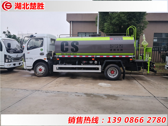 東風(fēng)多利卡9.5方綠化噴灑車(chē)